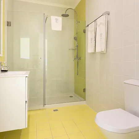 Dream Chiado Апартаменты Лиссабон