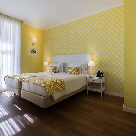 Dream Chiado Апартаменты Лиссабон